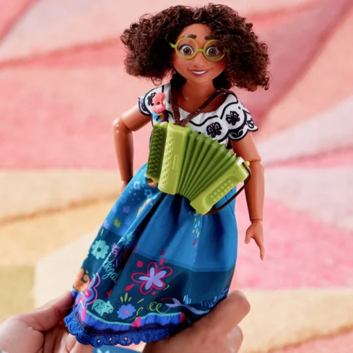 Disney Store Poupée Musicale Mirabel, Encanto : La Fantastique Famille Madrigal – Image 2