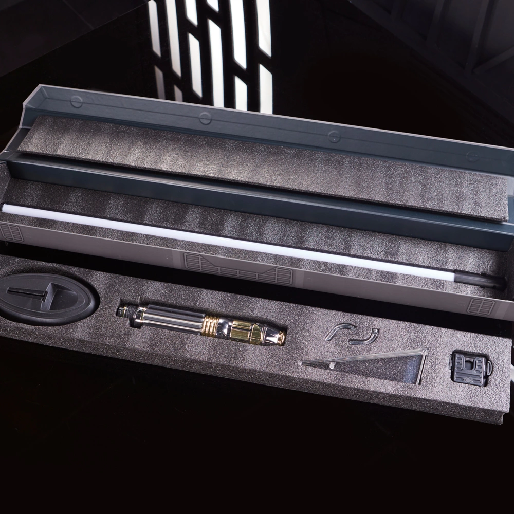 Disney Store Sabre Laser Mace Windu Legacy, Star Wars 6 Disney Store Sabre Laser Mace Windu Legacy, Star Wars – Image 6