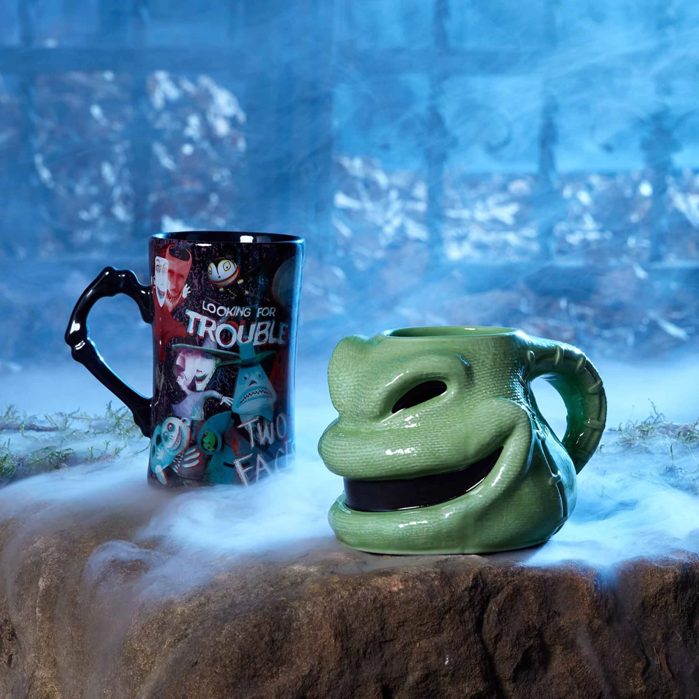 Disney Store Mug Changeant Oogie Boogie, L'Étrange Noël De Monsieur Jack 2 Disney Store Mug Changeant Oogie Boogie, L'Étrange Noël De Monsieur Jack – Image 2