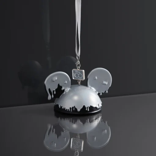 Décoration à Suspendre Chapeau à Oreilles Mickey Disney100 Célébration – Image 2