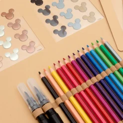 Disney Store Kit Artistique Mickey Et Ses Amis 10 Disney Store Kit Artistique Mickey Et Ses Amis -Disney 466043423686 4